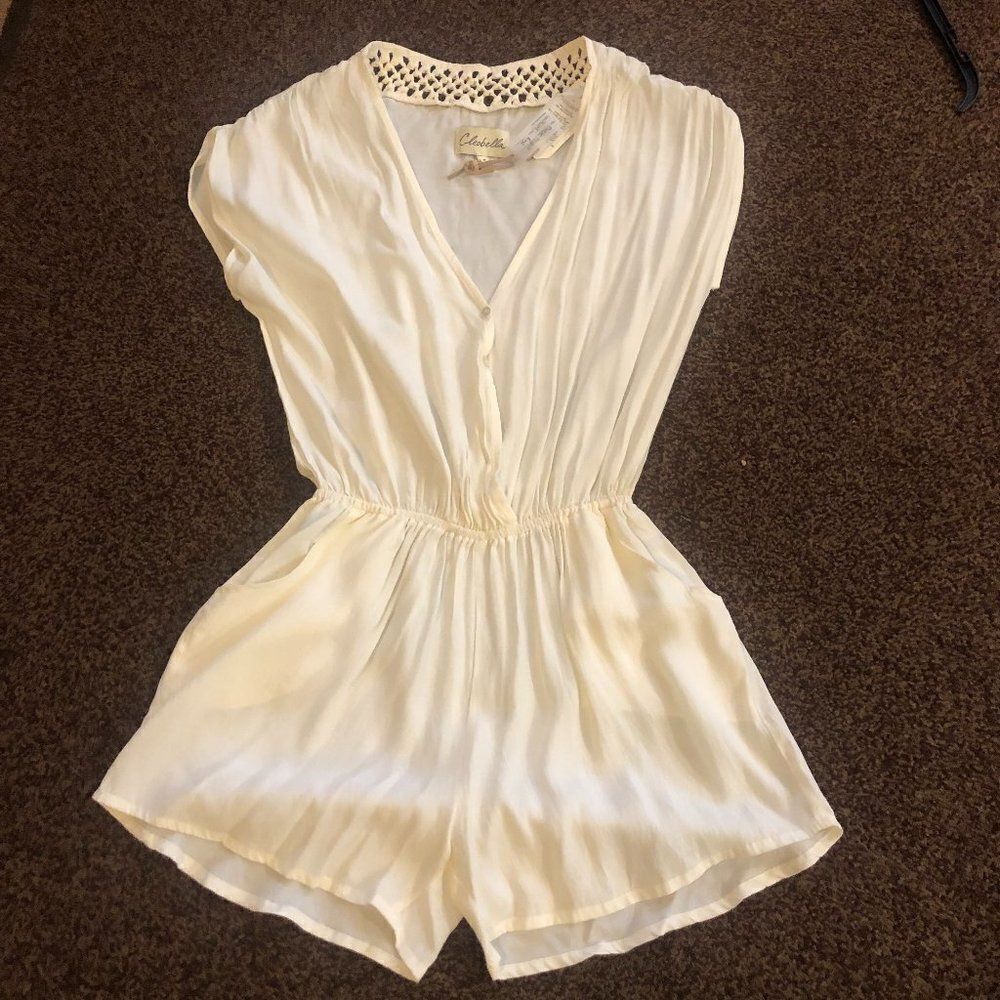 NWT Cleobella Phoebe Playsuit Romper Size S.                   C